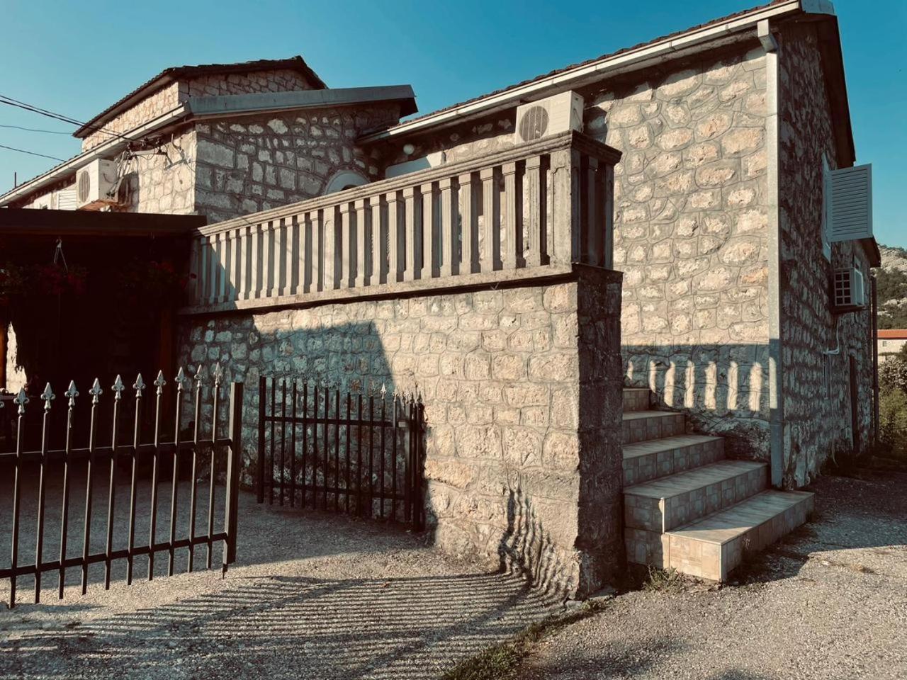 Rustic Village Rijeka Crnojevica Exterior photo