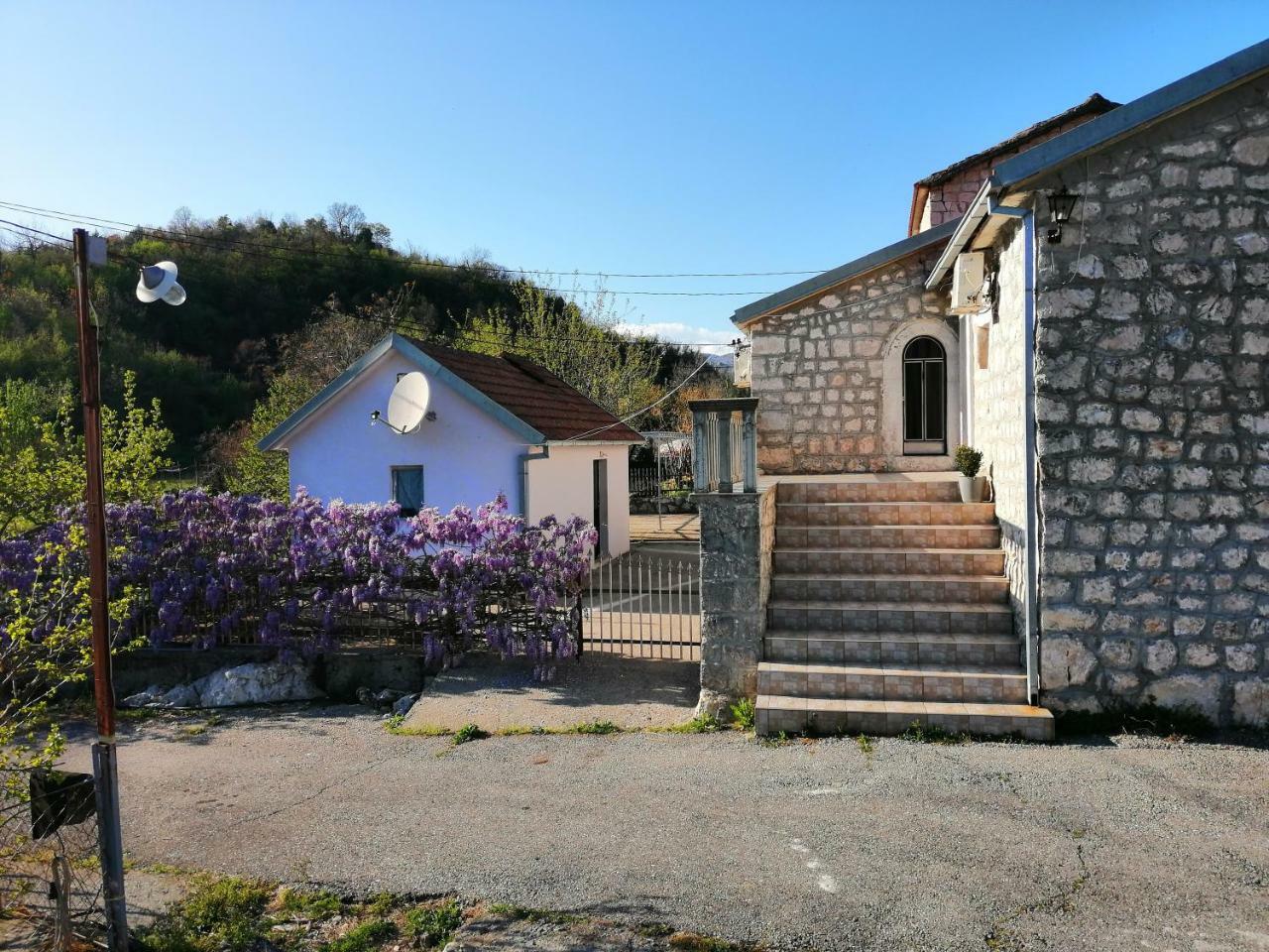 Rustic Village Rijeka Crnojevica Exterior photo